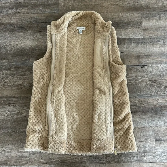 Calvin Klein teddy bear plush vest - Picture 5 of 10